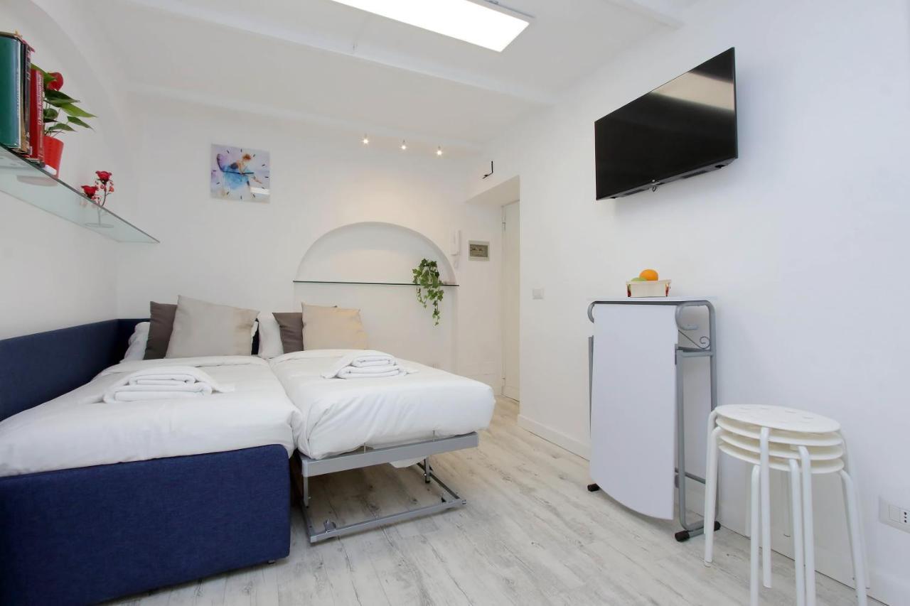Ych-Confortevole Suite Al Colosseo Roma Ngoại thất bức ảnh